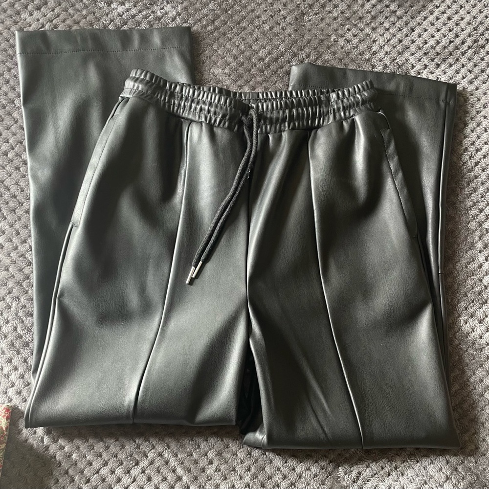 Asos Sz, M flux leather joggers
